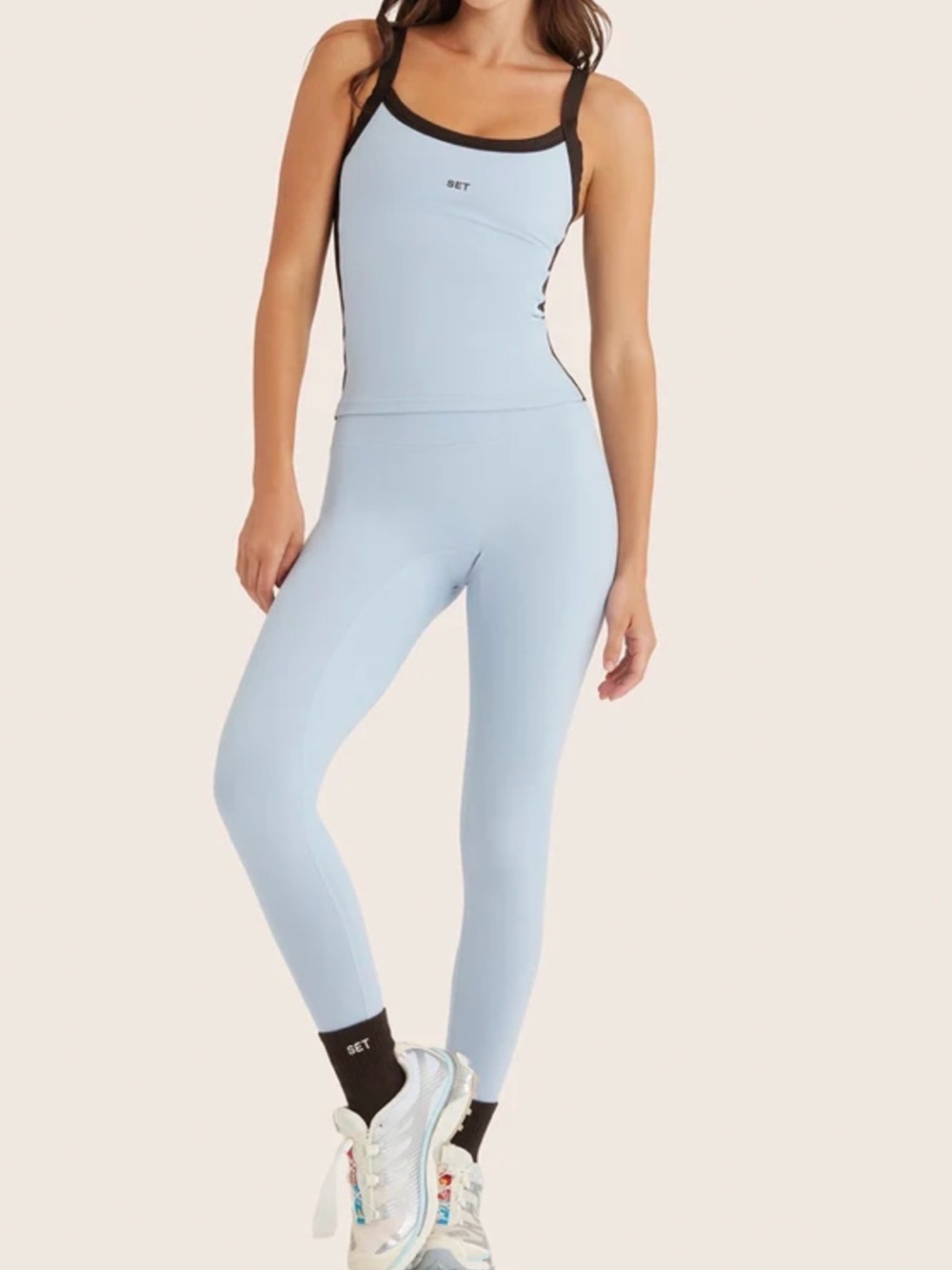 SET Active Matching Set Sports Bra and Leggings FormCloud in Frosting